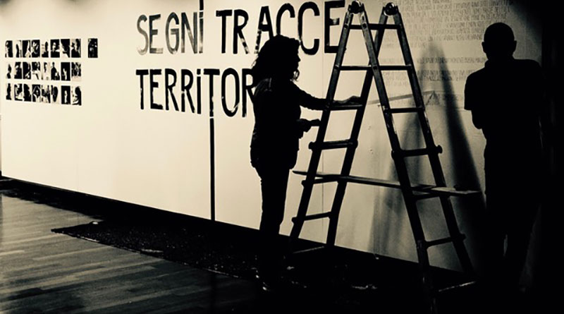 Mostra I luoghi del segno: Segni Tracce Territori