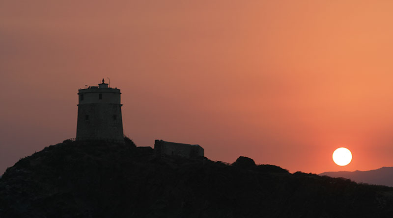 Pula, la vacanza in Sardegna comincia qui...