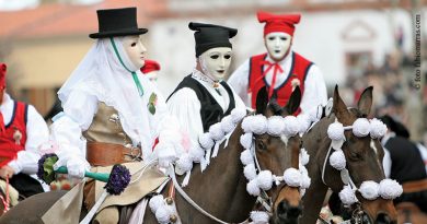 Le donne, i cavalieri, l’armi... È Sartiglia ad Oristano! - foto FabioMarras.com